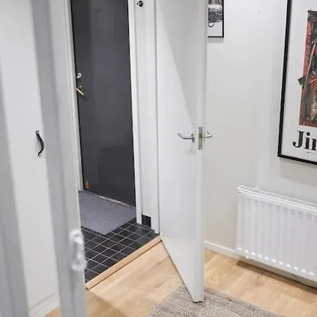 Townhouse Med Bastu, 4 Vaningar Naera Liseberg