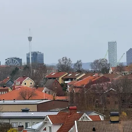 Apartment For Workers & Family With Free Parking Gothenburg