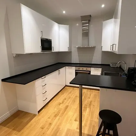 Elegant And Cozy Göteborg