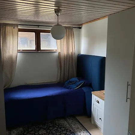 Apartment Mysig Laegenhet Med Villakaensla *