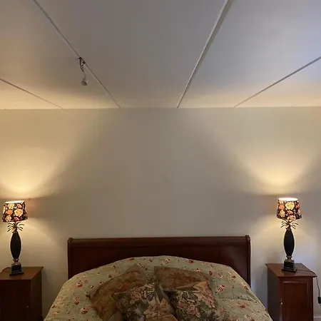 Mysig Laegenhet Med Villakaensla * Gothenburg