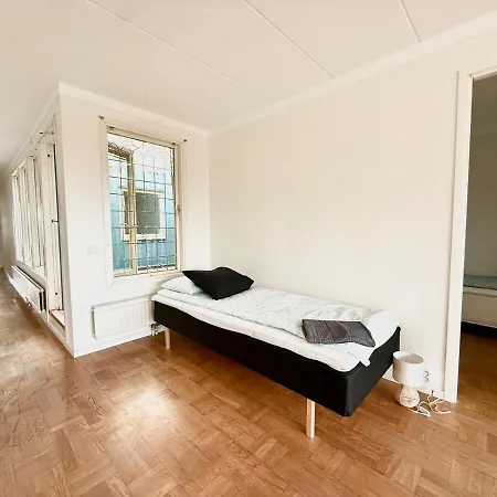 Workershouse 8 Beds Villa