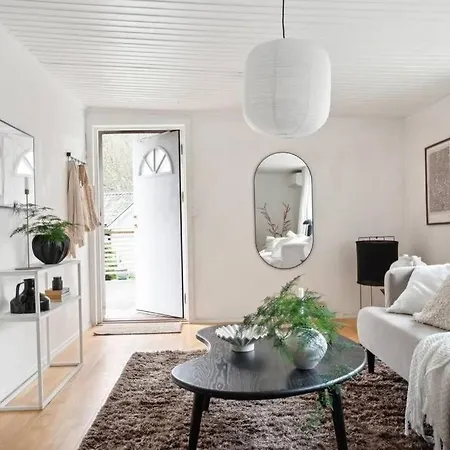 Workers House Near Volvo * غوتنبرغ