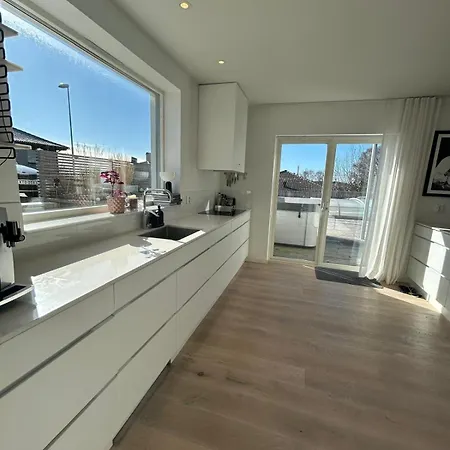 House With Pool,sea View & Walking Distance To Sea Bathing Vila
