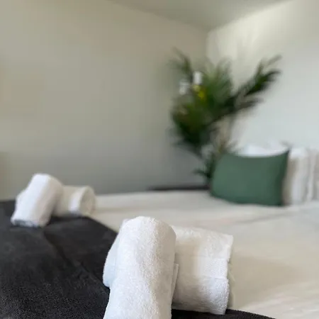 Waterfront 酒店 4*