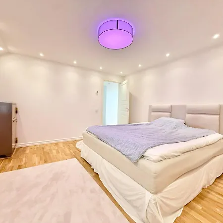 For Workers & Family - 6br - 2 Bath