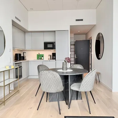 Luxury - Karlatornet - 2br - - Gym - アパート