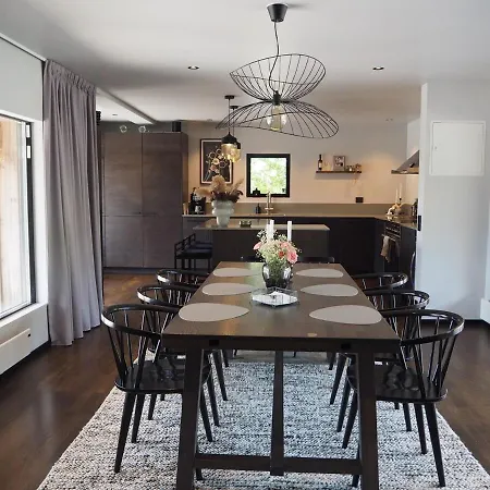 Villa Social Near The Sea!