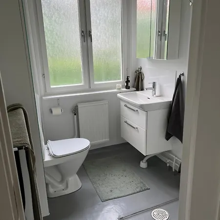 Spacious Three Bed In A Lovely Neighbourhood * ヨーテボリ