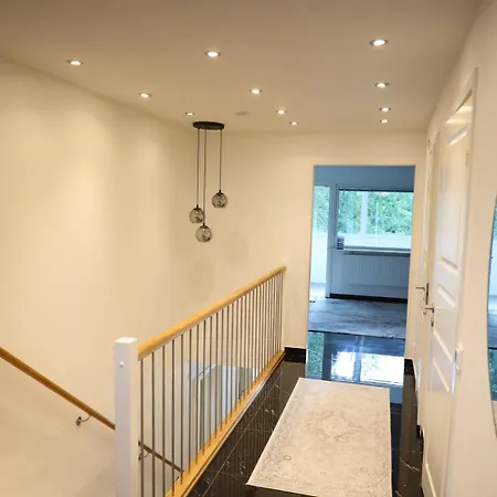 Villa Between The Trees *