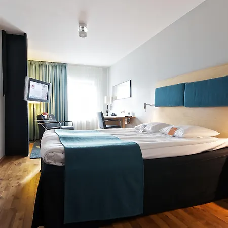 Quality 11 & Eriksbergshallen 4*