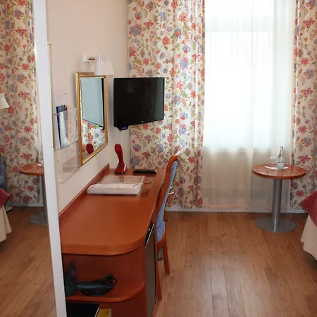 Lorensberg Hotell 3*