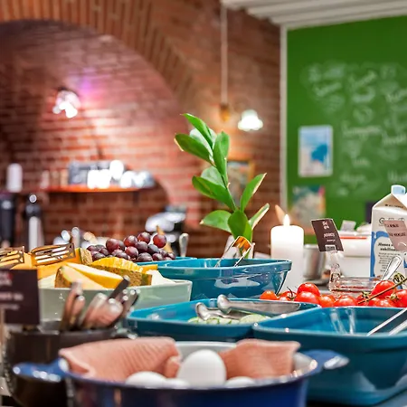 Western Tidbloms מלון