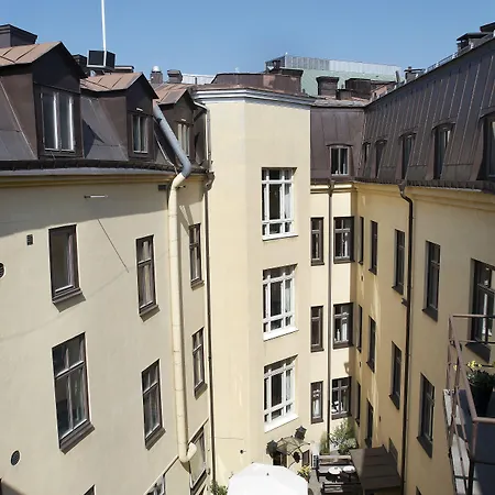 Royal Hotel 3*