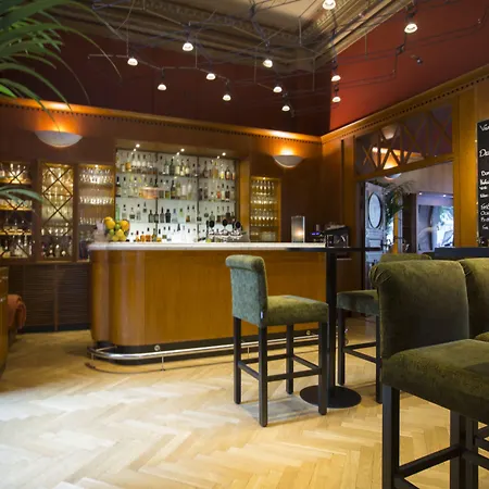 Hotel Elite Plaza 4*