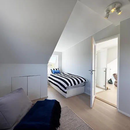 Welcome To A Charming In Vaestra Froelunda 度假居 *