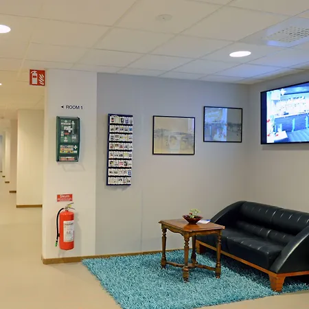 Hostel Spoton & Sportsbar