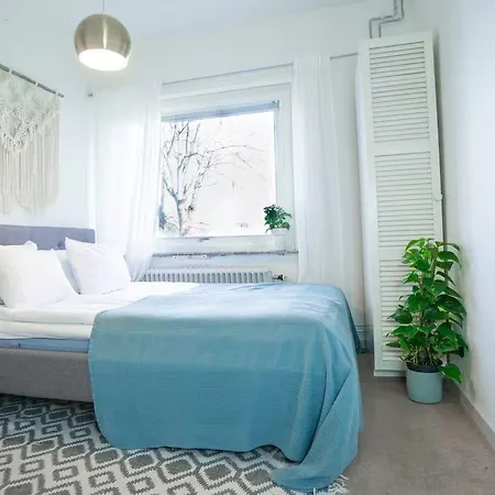 Haha Nordic Partille Large 3br For 7 Guests With 2 Kitchens, Garden & Parking Apartamento Gotemburgo