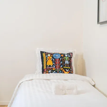 Haga Studio, Super Location With Full Comfort *