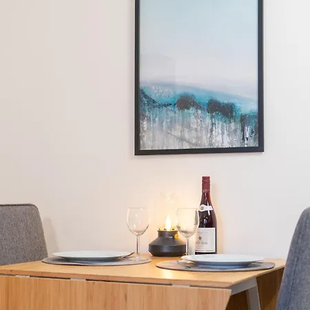 Prime Location, Spacious Διαμέρισμα Γκέτεμποργκ