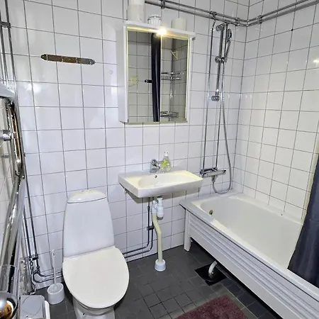 Bright 3-bedroom With Balcony Apartman