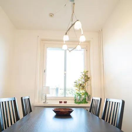 Daire Chic 1br Center Sleeps 4 Braemaregarden