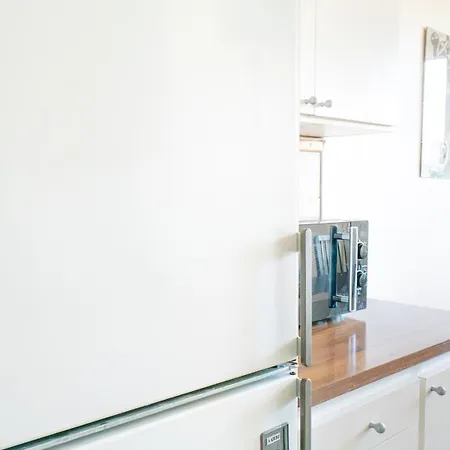 Chic 1br Center Sleeps 4 Braemaregarden Apartman *