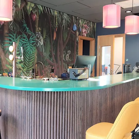 Treetop Hangout & Gothenburg