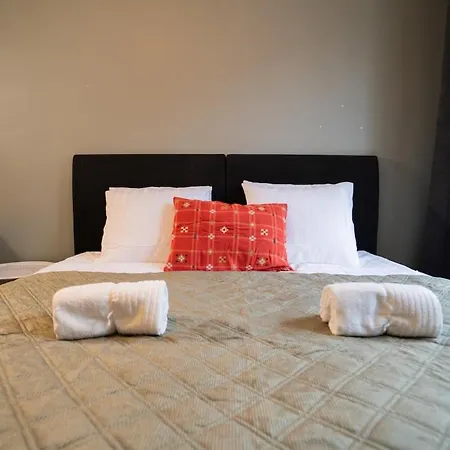 Large 2br - Scandinavian Design - Balcony *