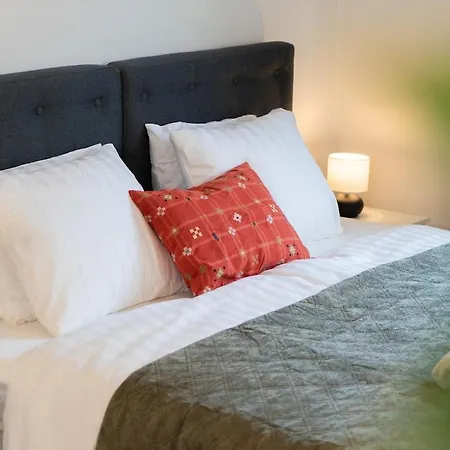 Apartament Large 2br - Scandinavian Design - Balcony