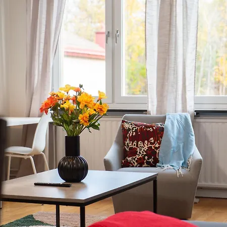 Apartment Large 2br - Scandinavian Design - Balcony *