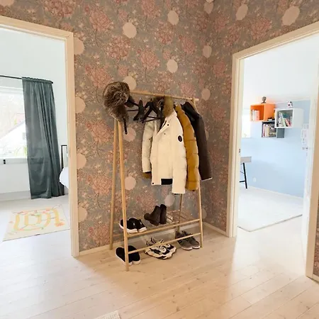 Beautiful House Close To Center فيلة غوتنبرغ