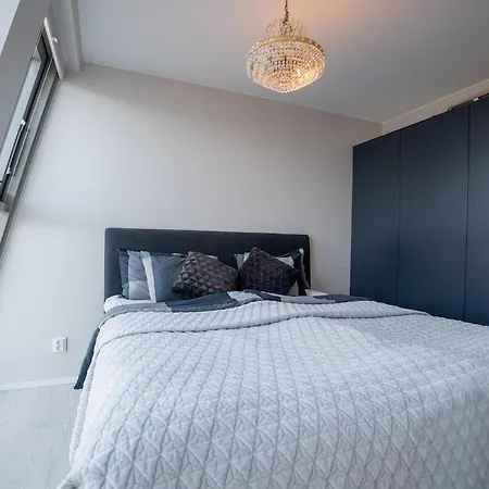 Floor With Rooftop, 1br In Great Location Gothenburg