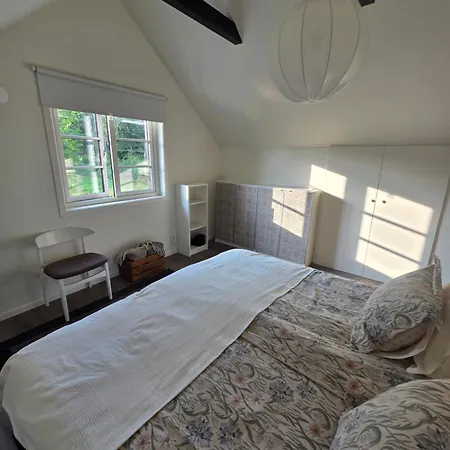 The Little House By The Paddock - Only For Non Smokers *