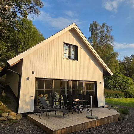 The Little House By The Paddock - Only For Non Smokers Göteborg