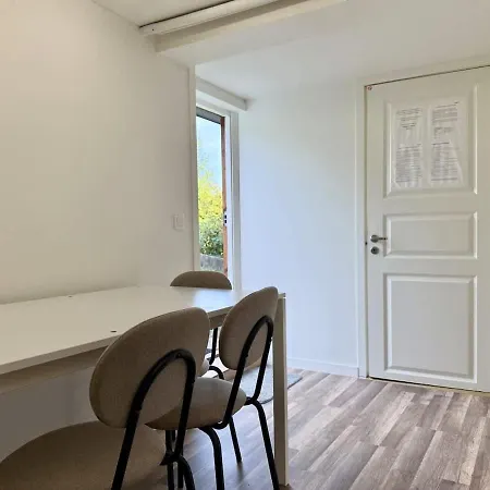 Workers -3 Br - 6 Beds - Free Parking