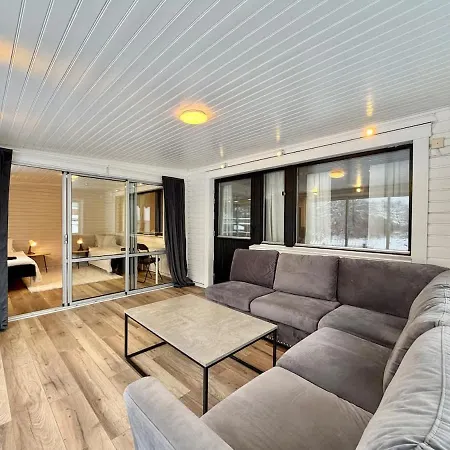 Workers Premium - 5 Bedroom - 10 Beds - Parking Göteborg