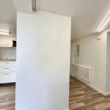 Workers -3 Br - 6 Beds - Free Parking