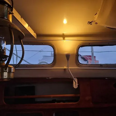 보트호텔 Cozy Sailboat In *