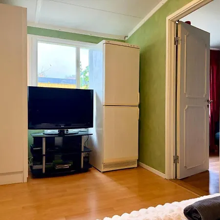 Workers - 4br - 4 Beds - Parking - Near Volvo *