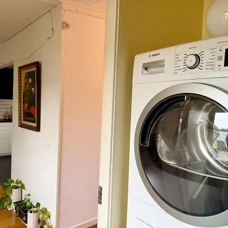 펜션 Workers - 4br - 4 Beds - Parking - Near Volvo 예테보리