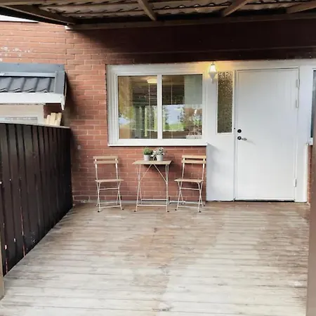 Rymligt Och Haerligt Radhus I