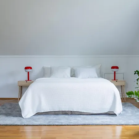 Lägenhet Near Sea And Nature, Free Parking & Cleaning *