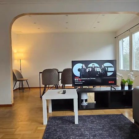 Big Townhouse 10 *