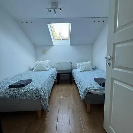 Workers Stay - Worker Accommodation Torslanda - Volvo - Sweden Feriehus *