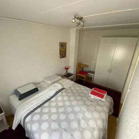 Townhouse In A Quiet Area Hébergement de vacances Göteborg