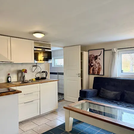 Workers - 4br - 8 Beds - 2 Kitchens - Volvo Casa vacanze