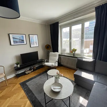 Cozy 1-bedroom That Sleeps 4 People 公寓 *