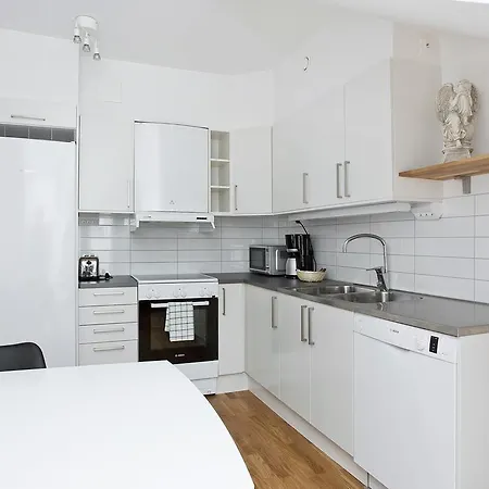Engel Apartment