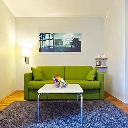 Hotel Quality 11 & Eriksbergshallen Gothenburg